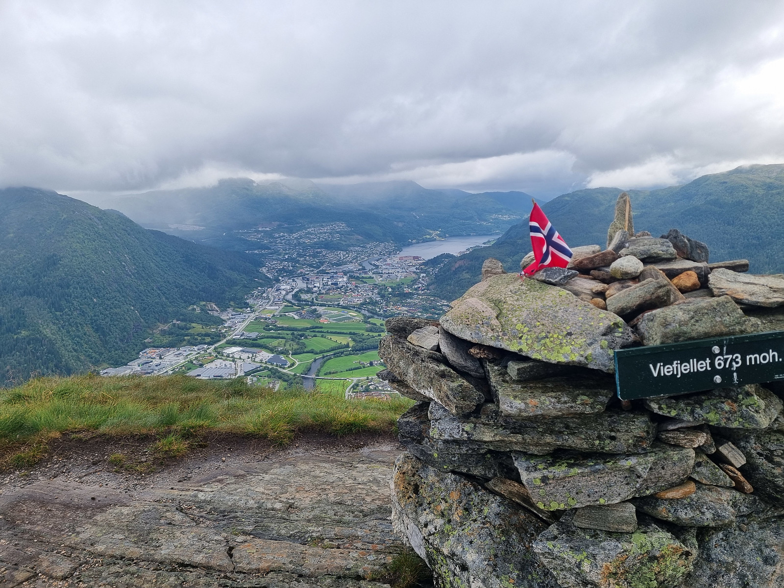 Viafjellet (709 moh)