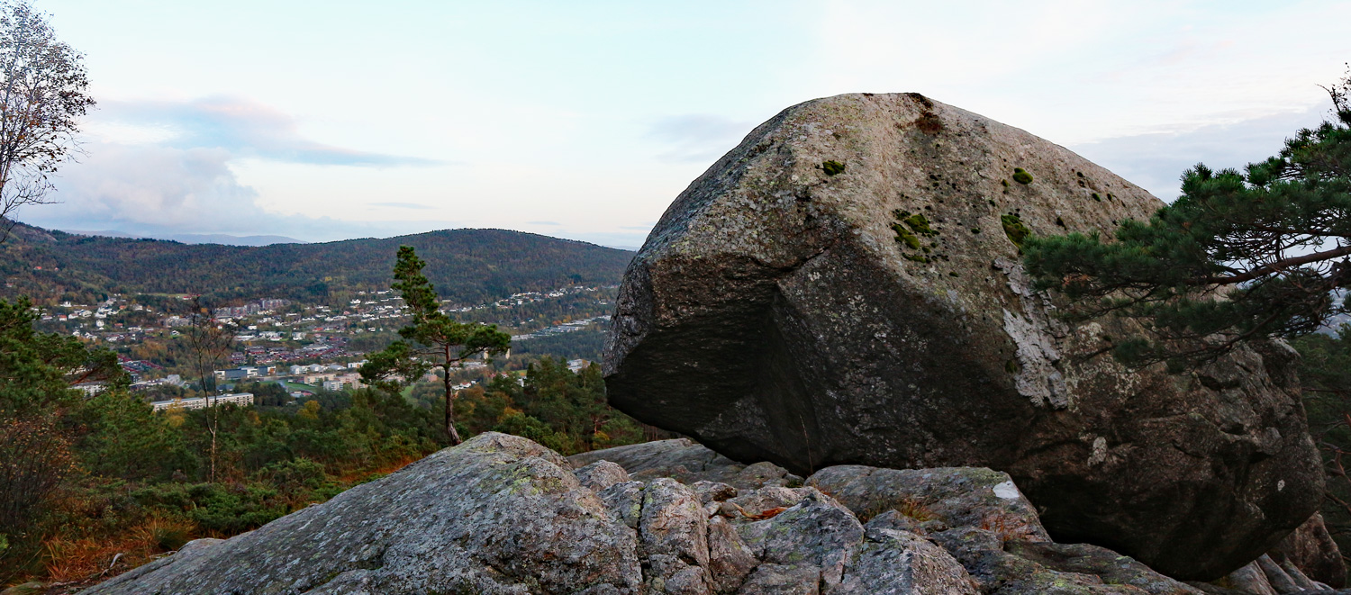 Vandretur til Eikelisteinen (250 moh)