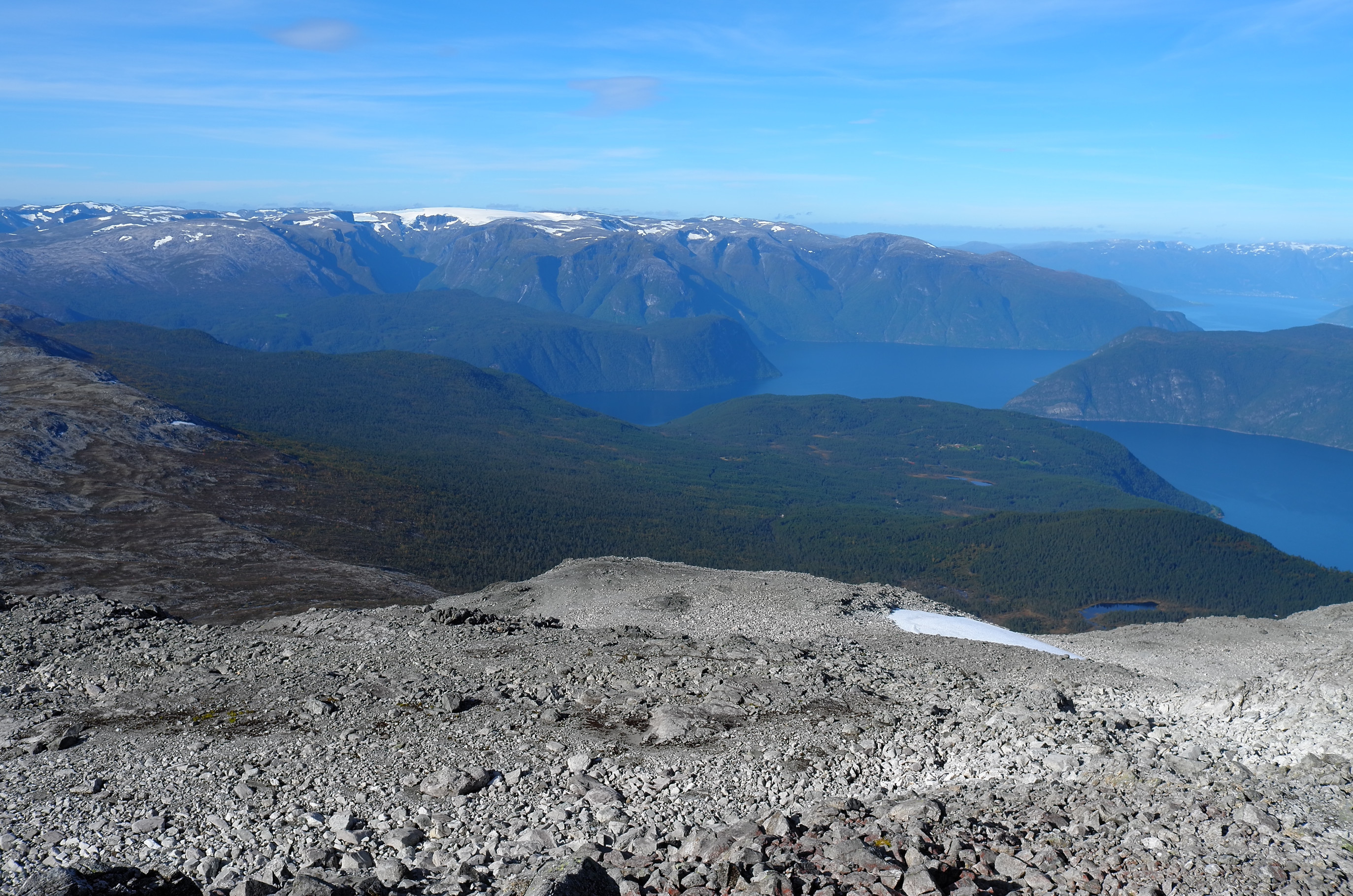 Fjelltur til Bleia (1717moh) i Lærdal