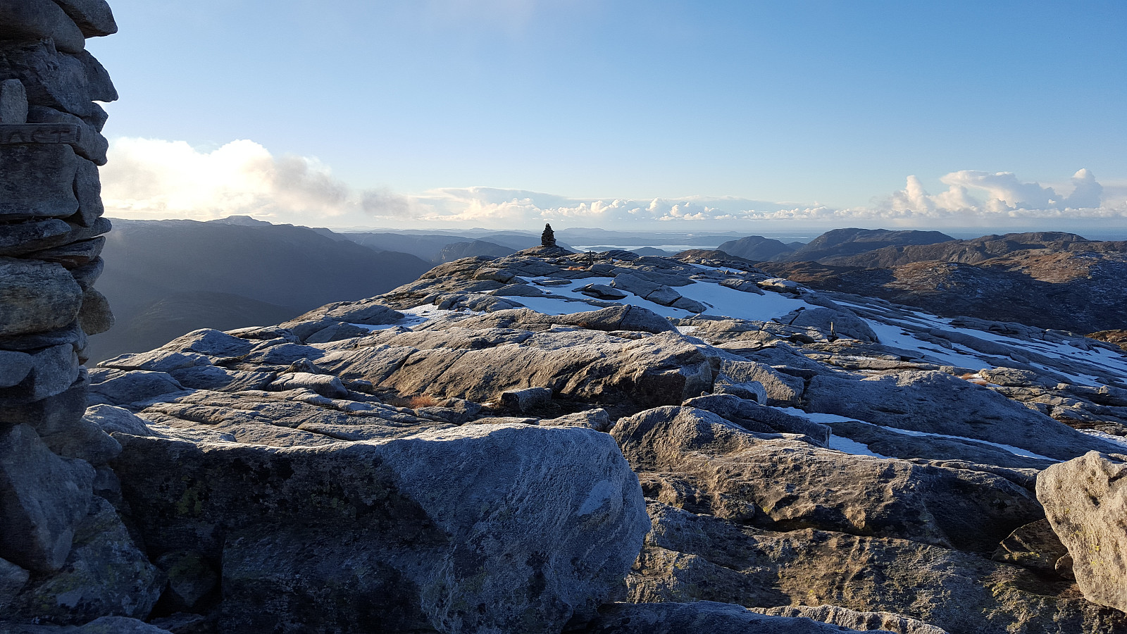 Skarpefjellsnakken (778 moh)
