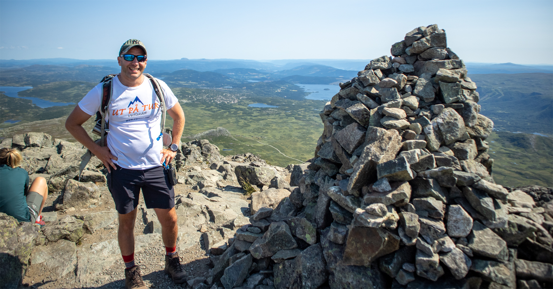 Bitihorn (1607moh) fra Bygdin på Valdresflye
