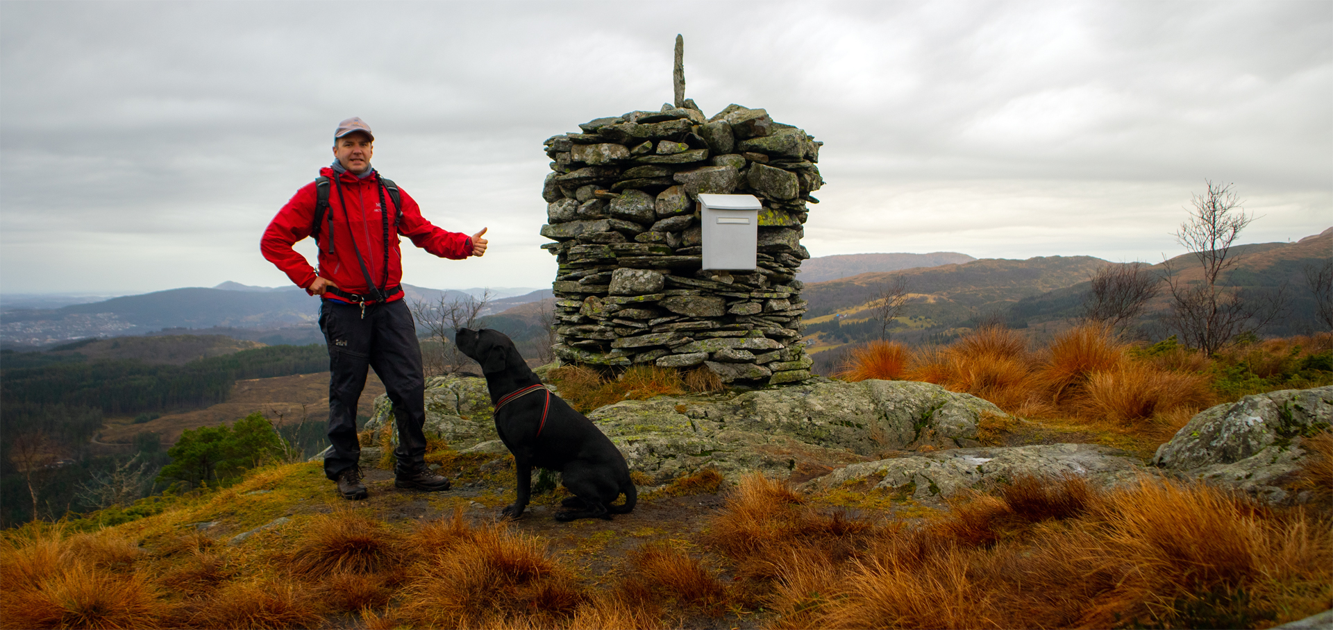 Solbakkefjellet (458 moh) fra Kalandseidet