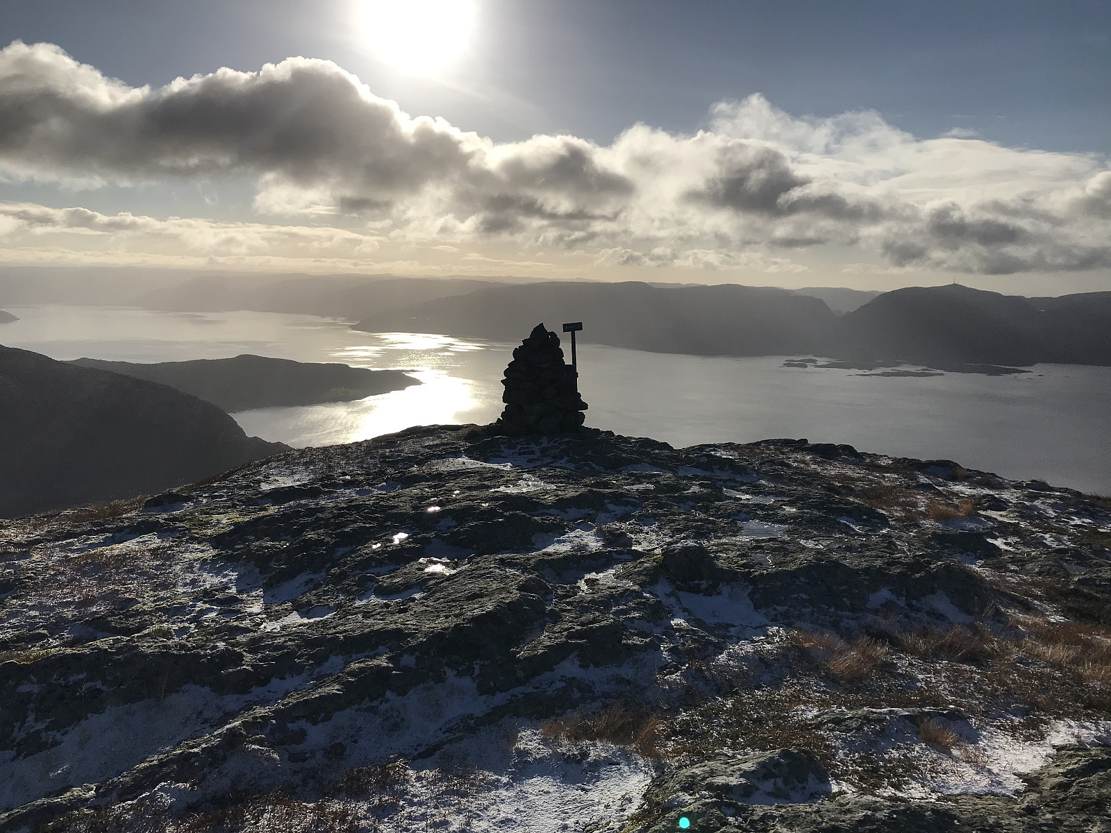 Fjelltur til Lihesten og høyeste punkt Risnesnipa (776 moh)
