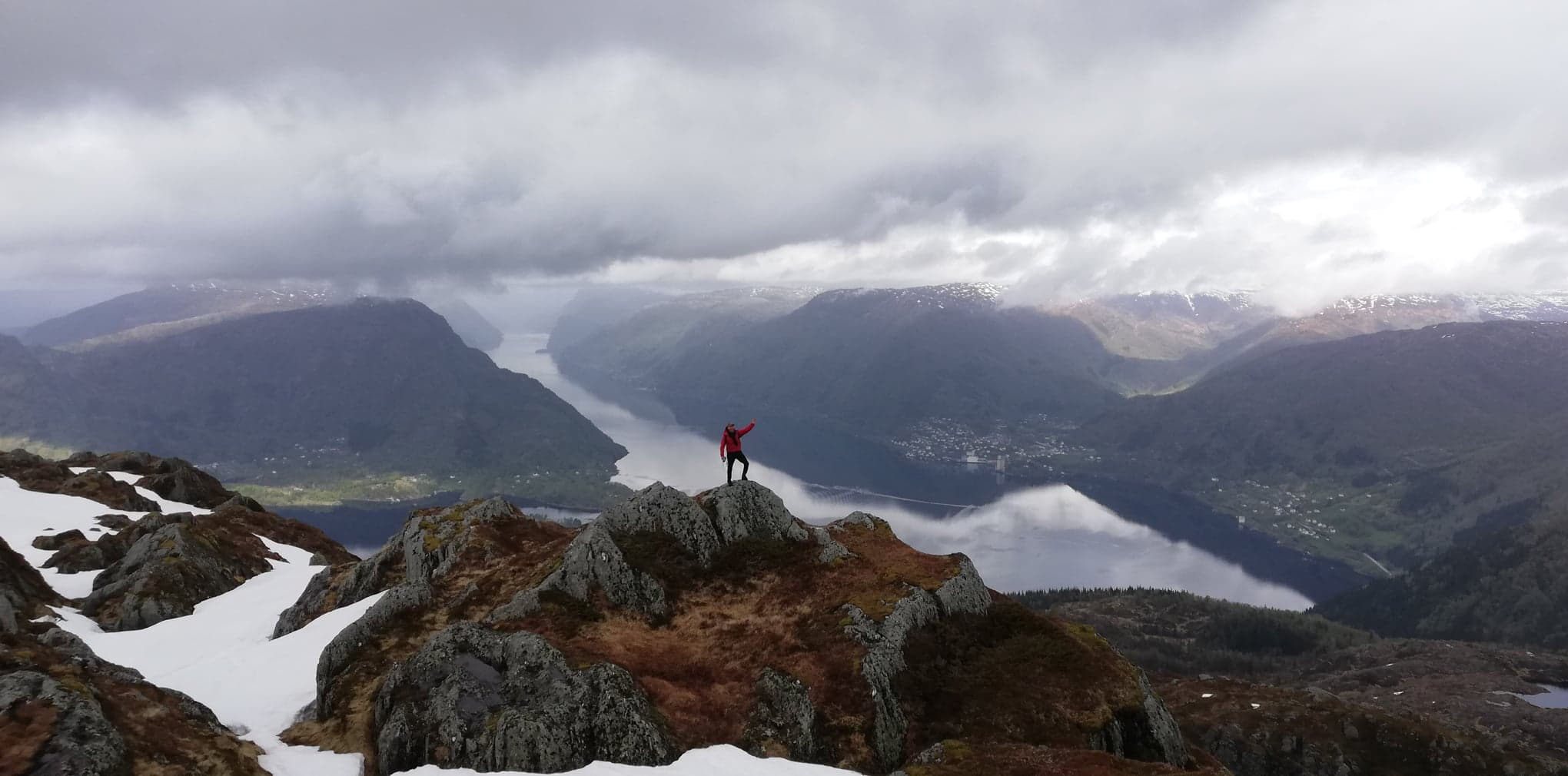 Fjelltur til Raudnipa (711 moh) i Samnanger