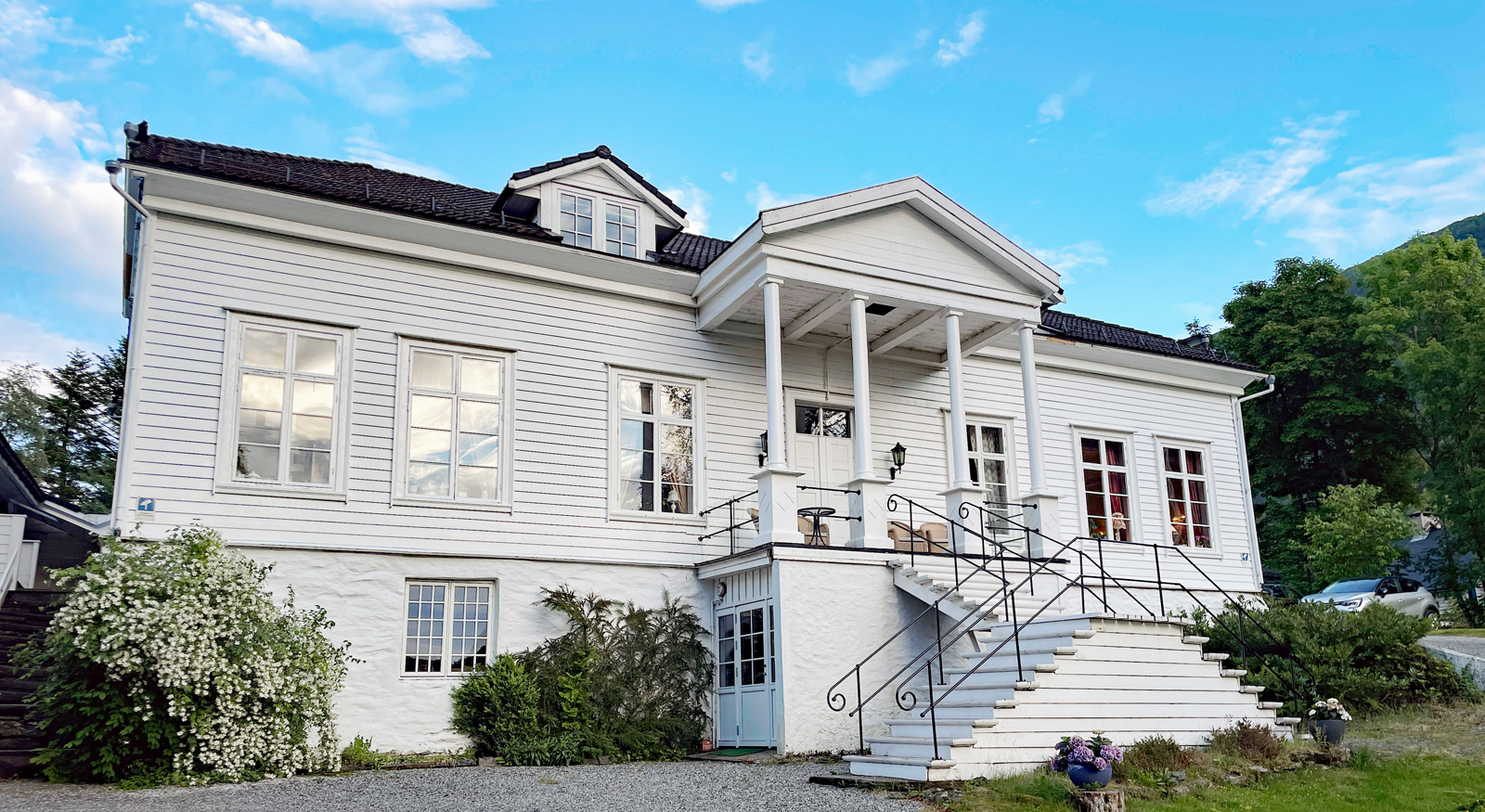 Fjordslottet Hotell på Osterøy