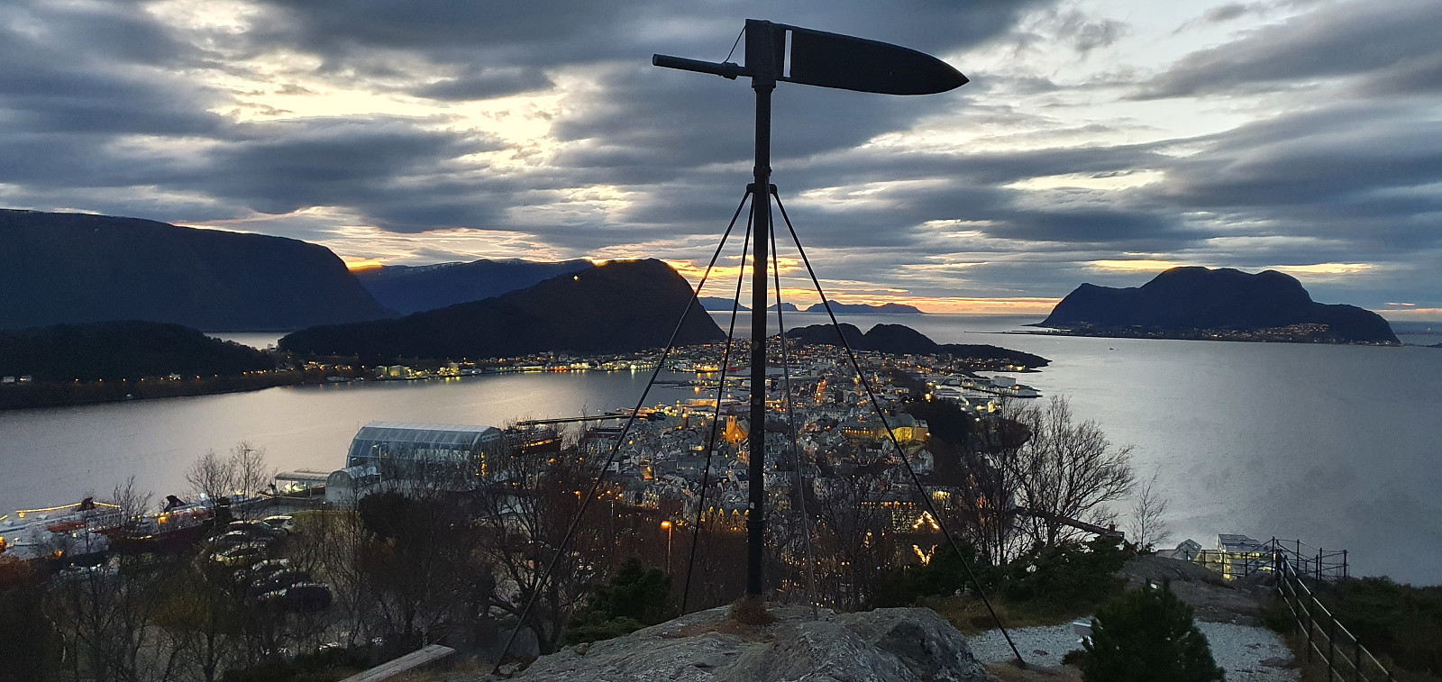 Fjelltur til Aksla (188moh) i Ålesund