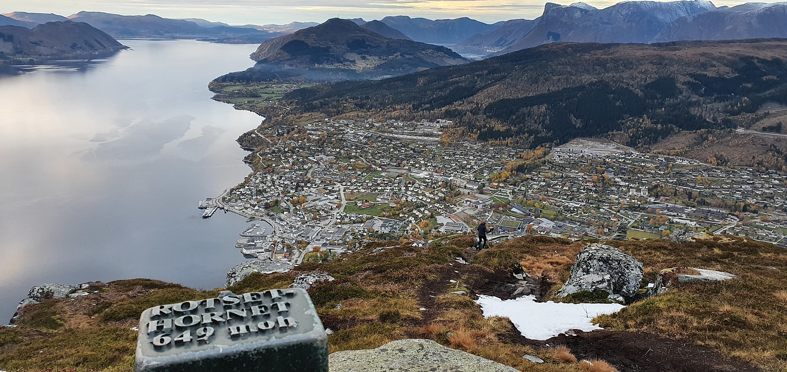 Rotsethornet (653 moh)