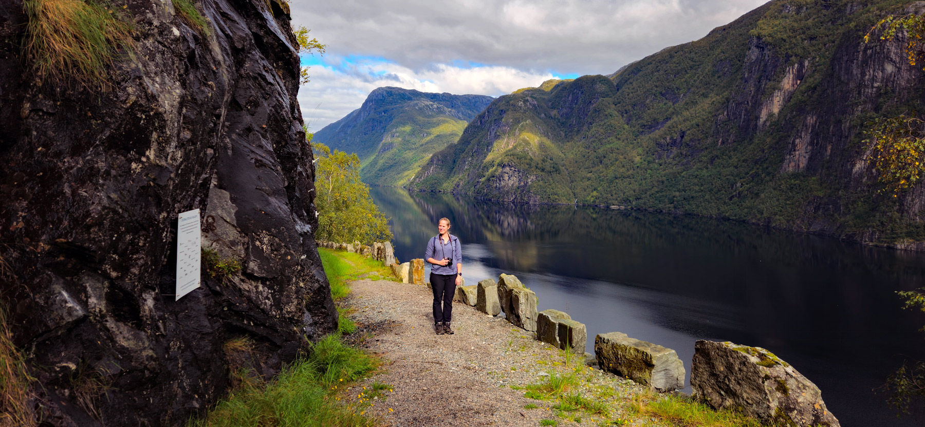 Stabbesteinsvegen på Osterøy – historisk bygdevei langs fjellsiden